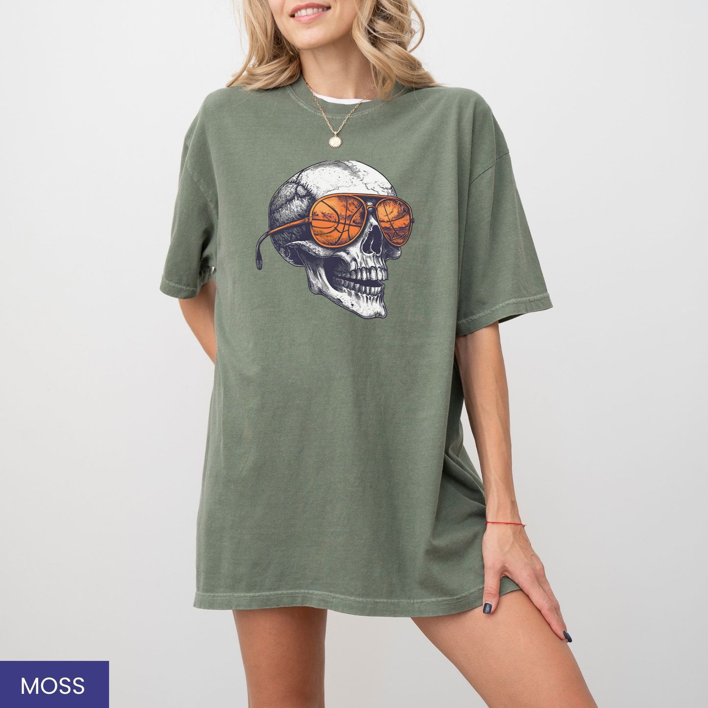Retro Basketball Skull T-Shirt – Cool Vintage Grunge Basketball Tee